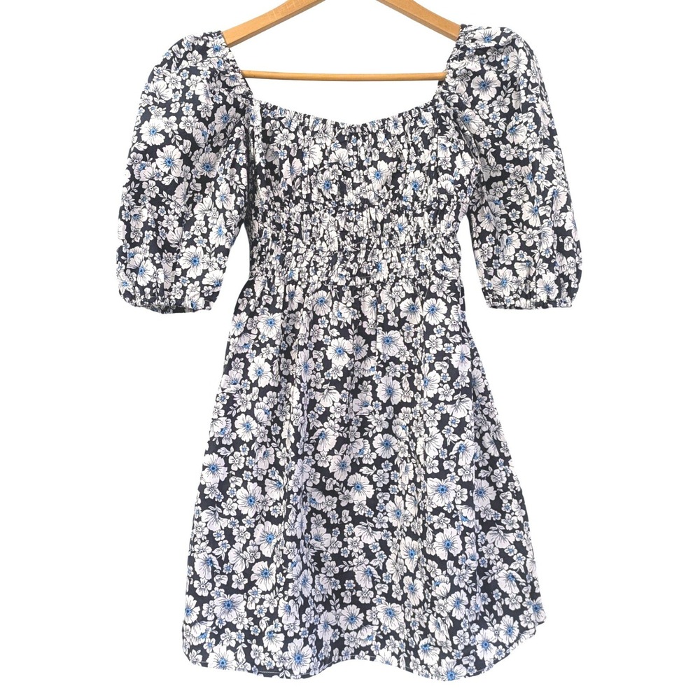 Altar'd State Corlissa‎ Floral Smocked Puff Sleeve Mini Dress Blue White XS - Picture 2 of 7
